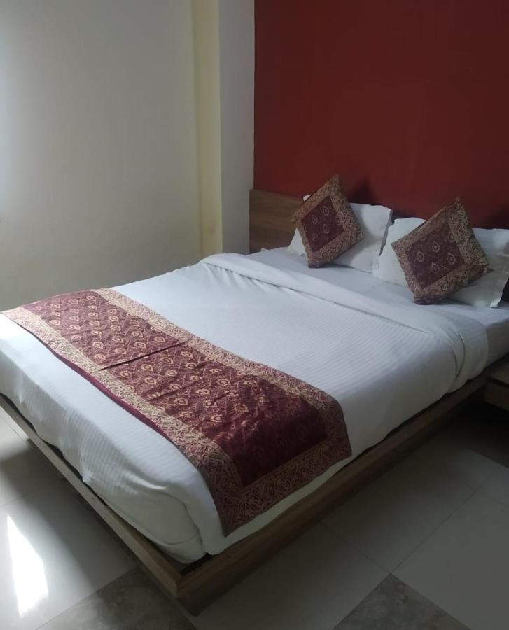 Hotel Citi Residenci - Varanasi — Photos 1